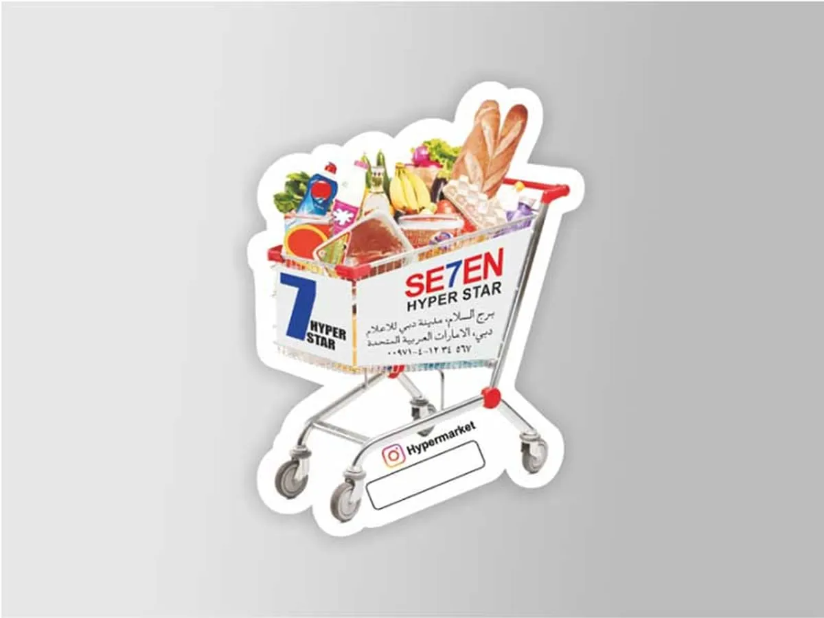 Printed fridge magnets in standard and custom die-cut shapes